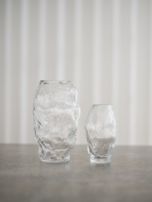 The small Vera vase